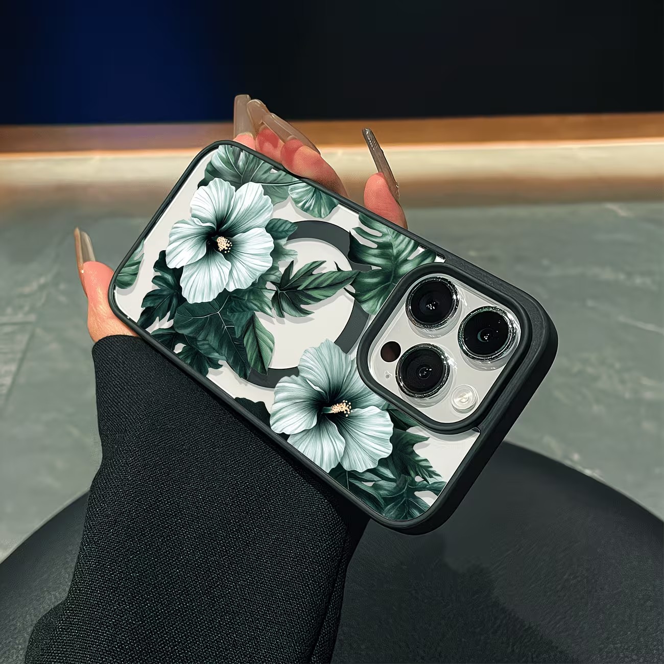 Grüne Blumenmuster Handyhülle  – Phone Cases With Magsafe Bewertung und Preis
